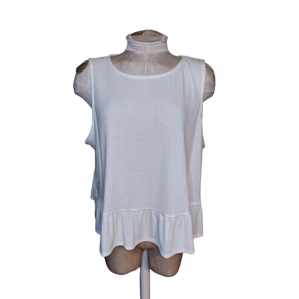 Torrid Texture‎ Knit Ruffle Crop Top Pristine Size 1 NWT